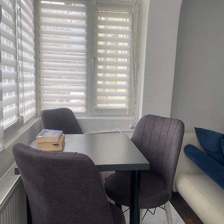 Carlitos Apt Râmnicu Vâlcea Exterior foto